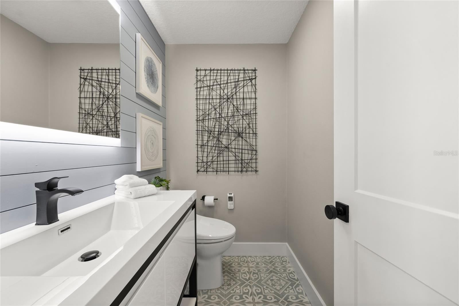 OCEANSIDE VILLAGE - Residential