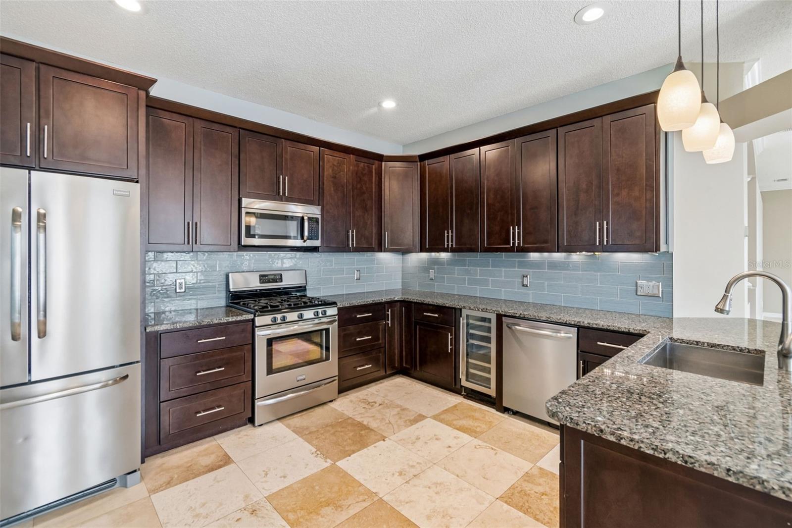 WESTCHASE SEC 412 - Residential