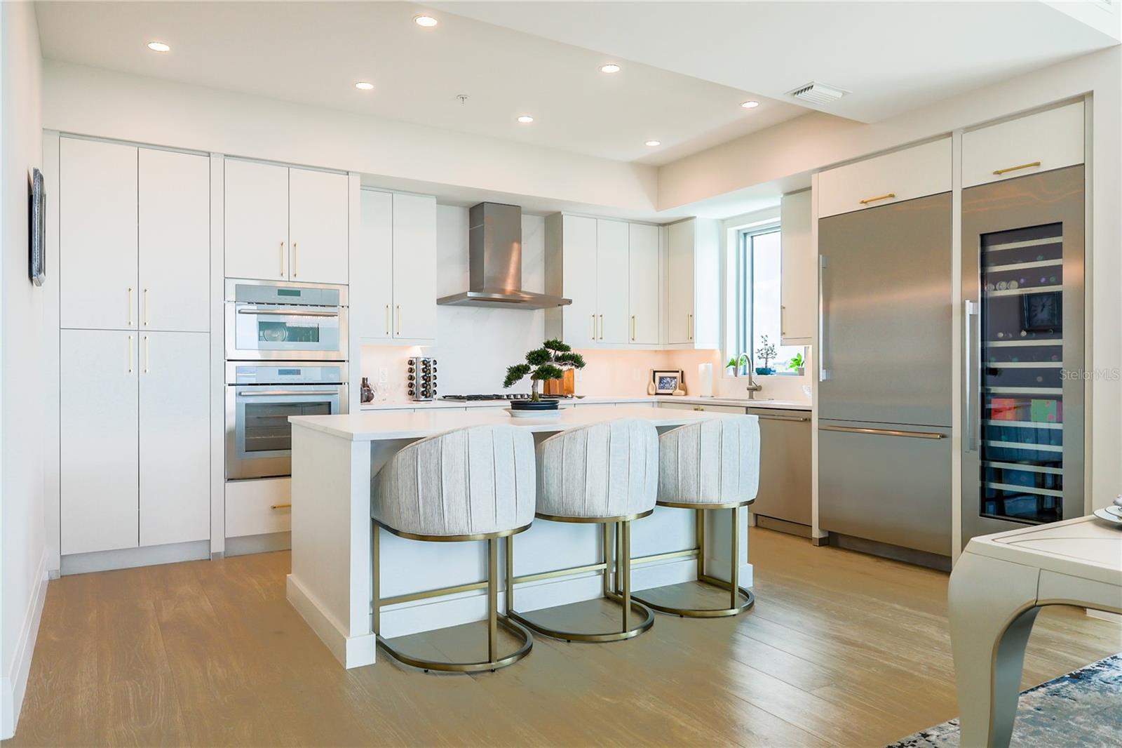 ALTURA BAYSHORE CONDO - Residential Lease