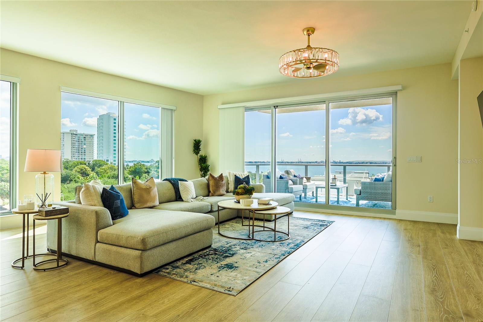ALTURA BAYSHORE CONDO - Residential Lease