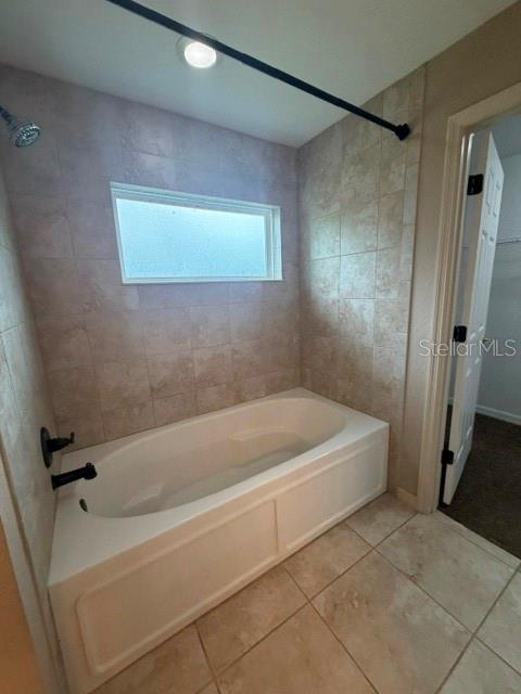 MARION OAKS UN 04 - Residential Lease