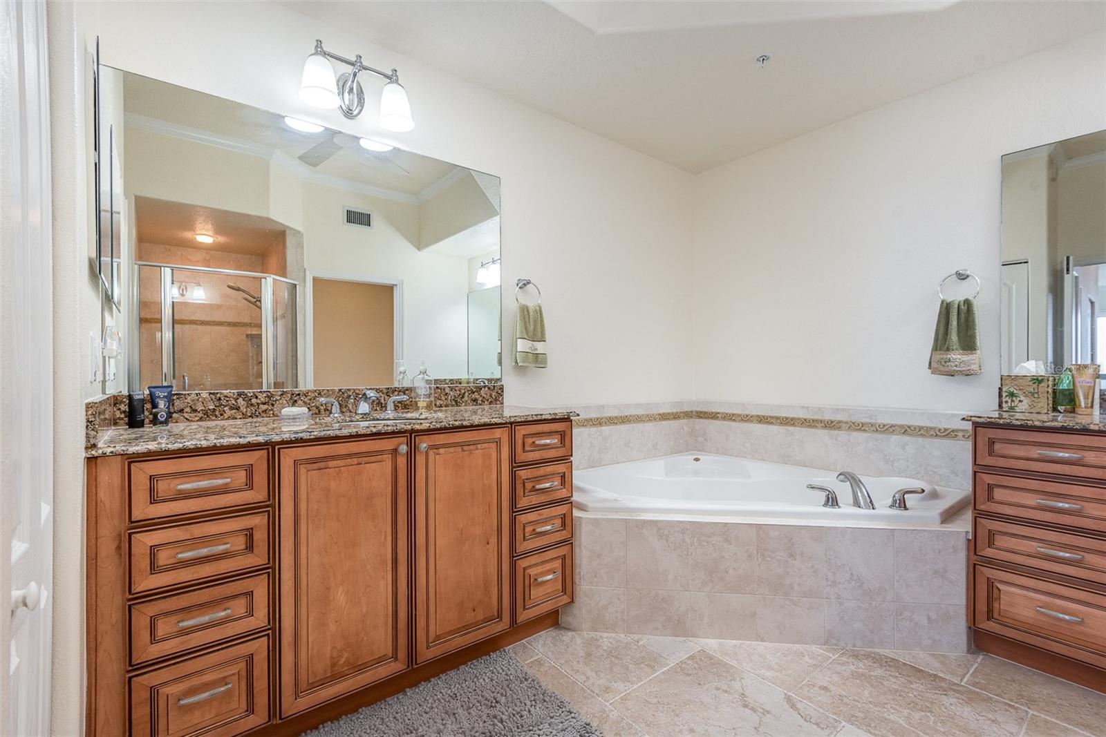 SOMERSET RIVERFRONT CONDOMINIUM - Residential