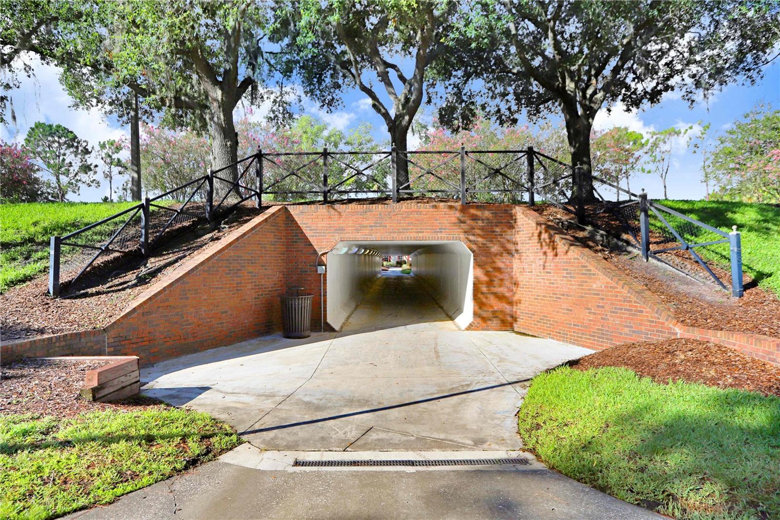 ARLINGTON PARK CONDO - Residential