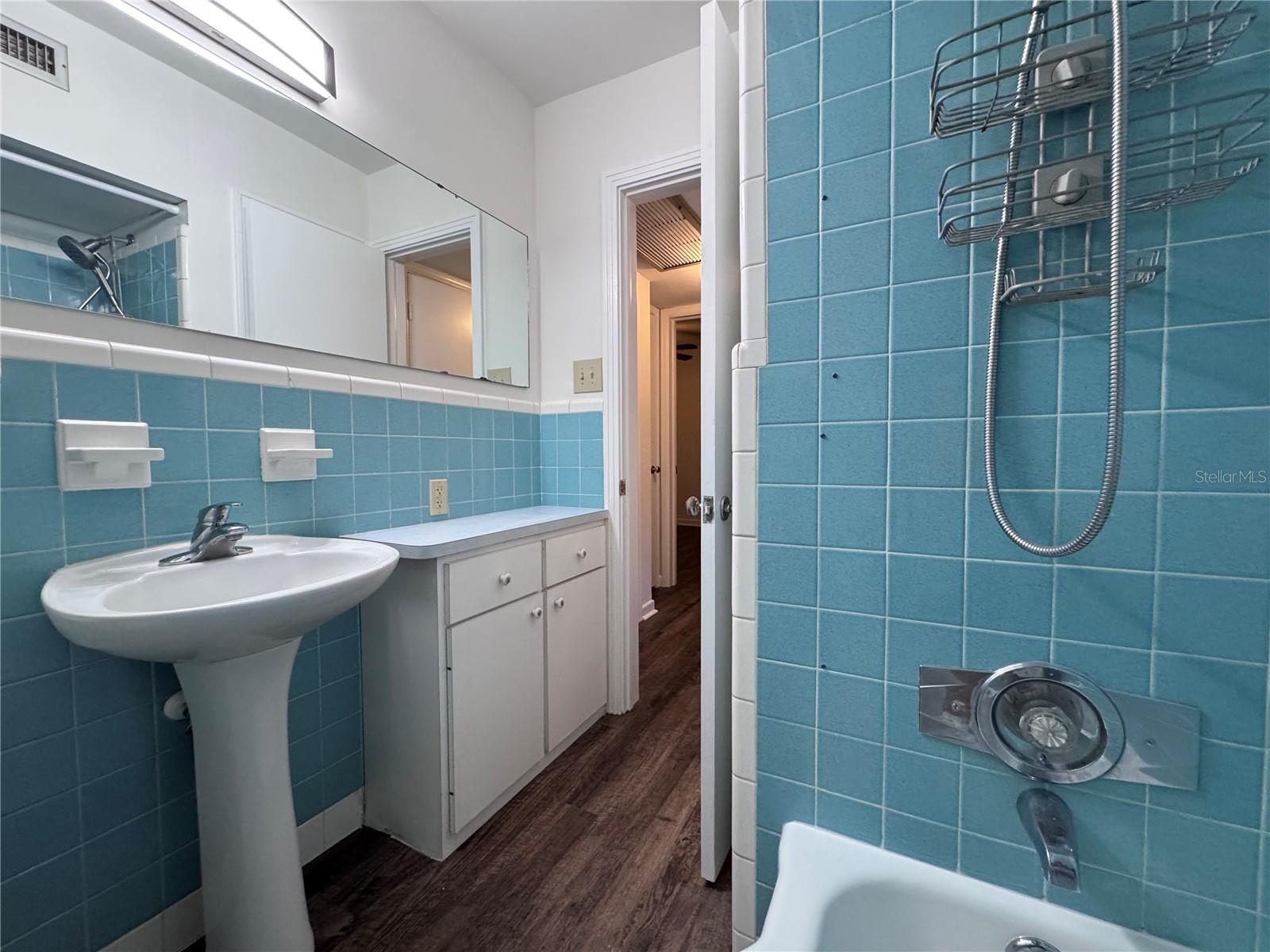 DUBSDREAD ADD - Residential Lease
