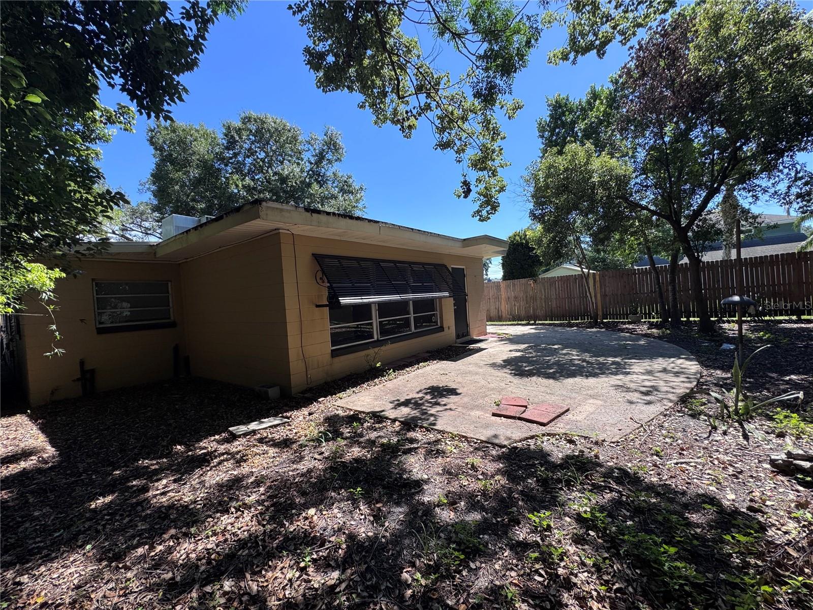 DUBSDREAD ADD - Residential Lease