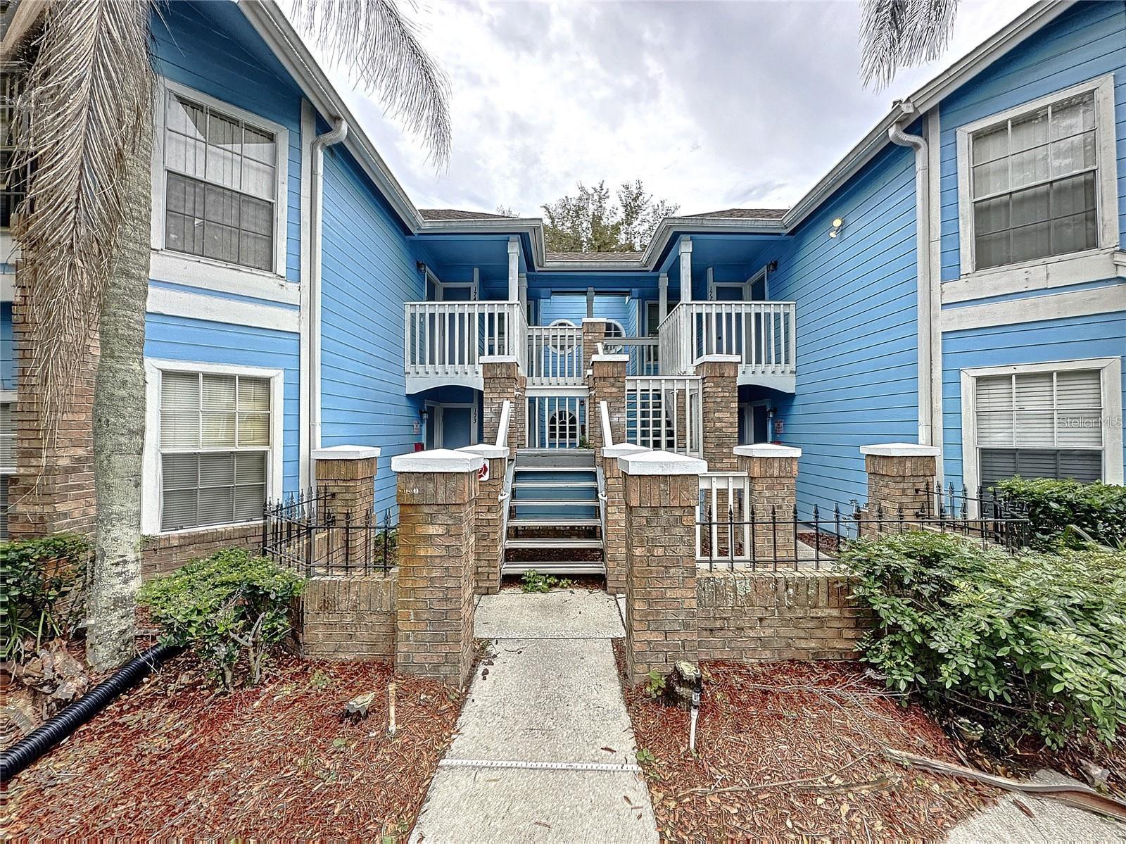 VILLAS AT SOMERSET - Residential Lease