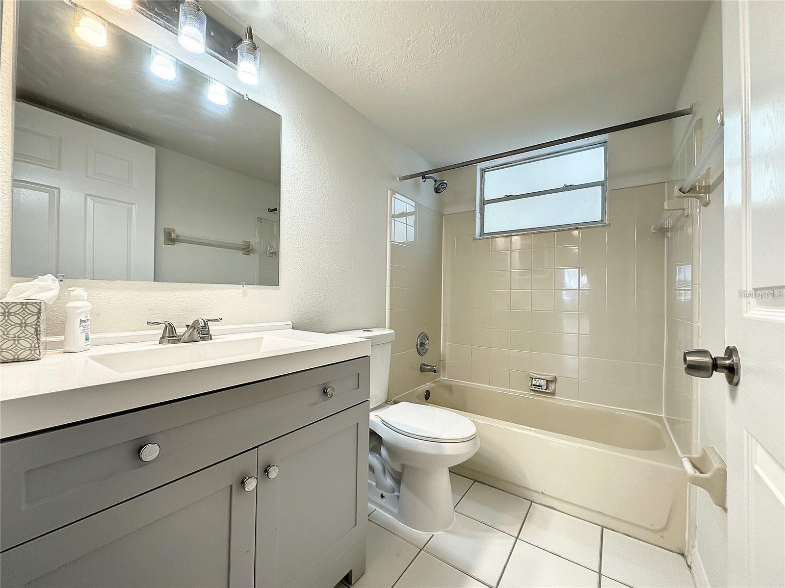 VILLAS AT SOMERSET - Residential Lease