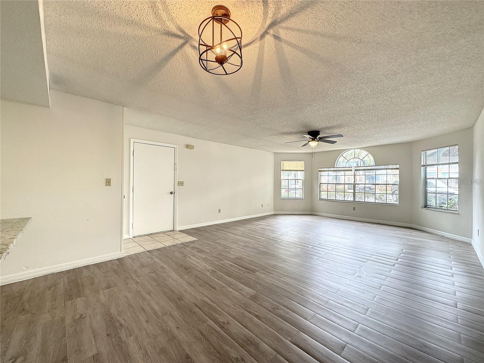 VILLAS AT SOMERSET - Residential Lease