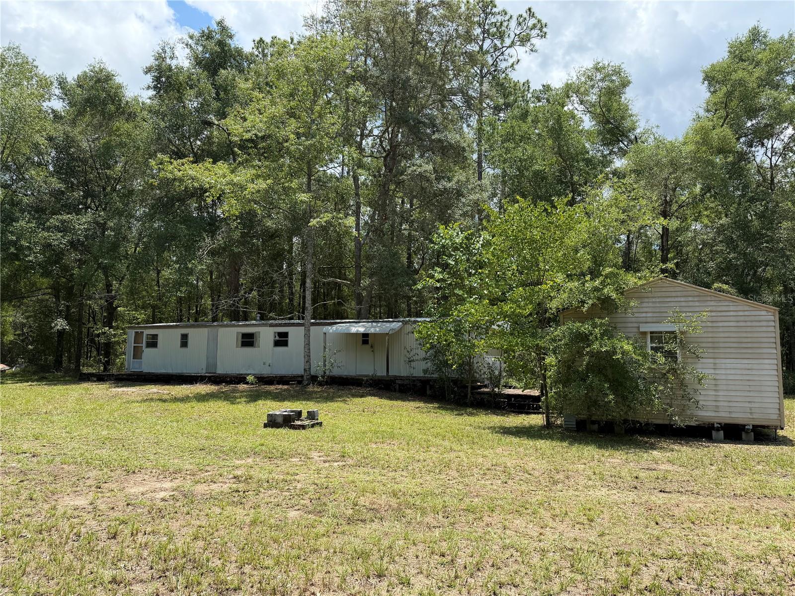 MEREDITH HILLS - Land