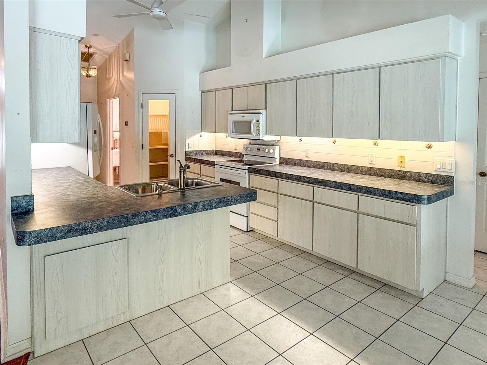 AMIDON WOODS - Residential