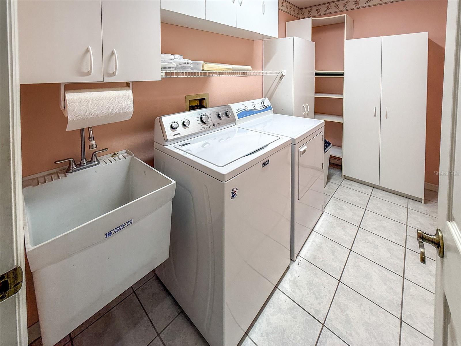 AMIDON WOODS - Residential