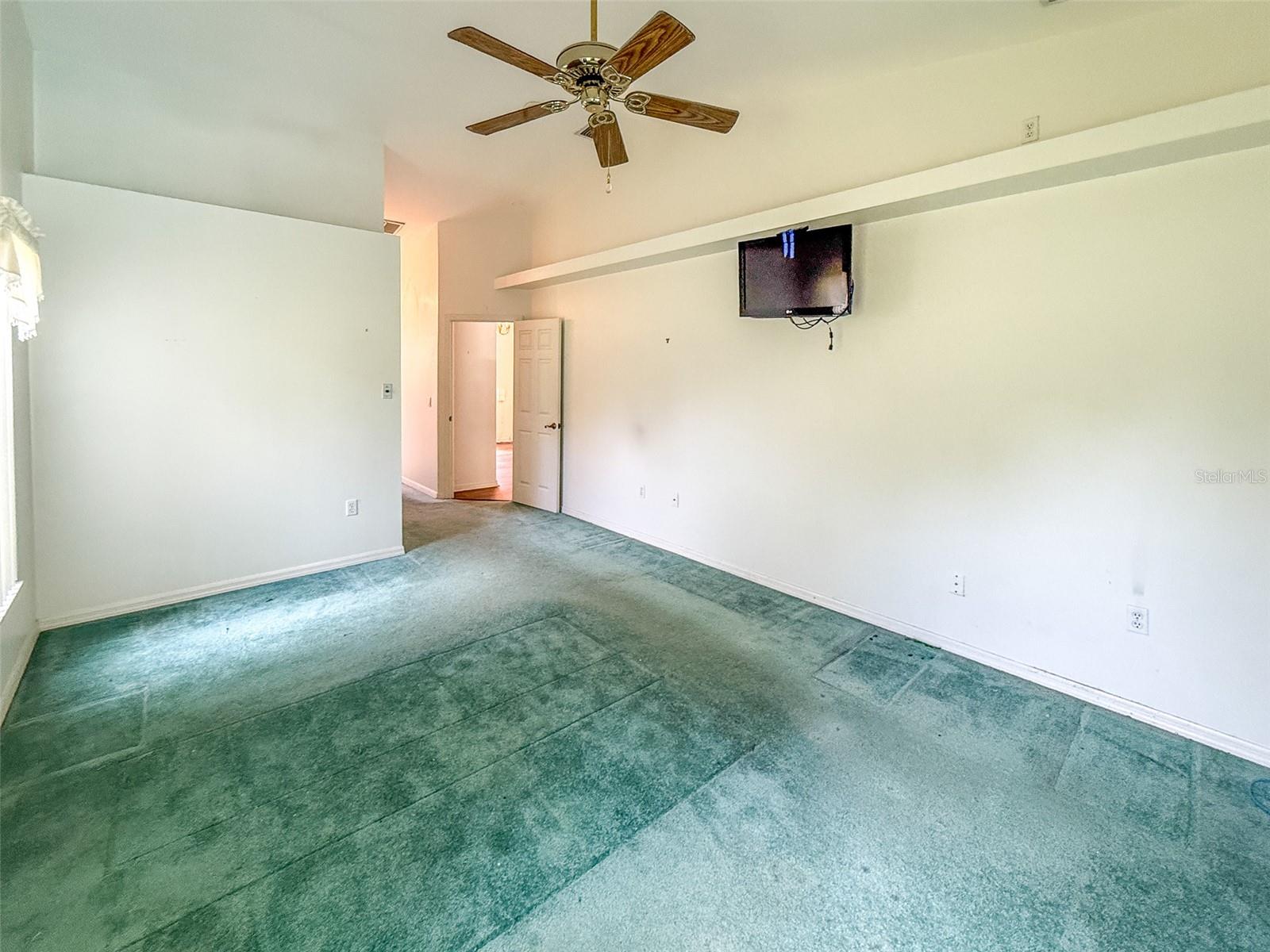 AMIDON WOODS - Residential