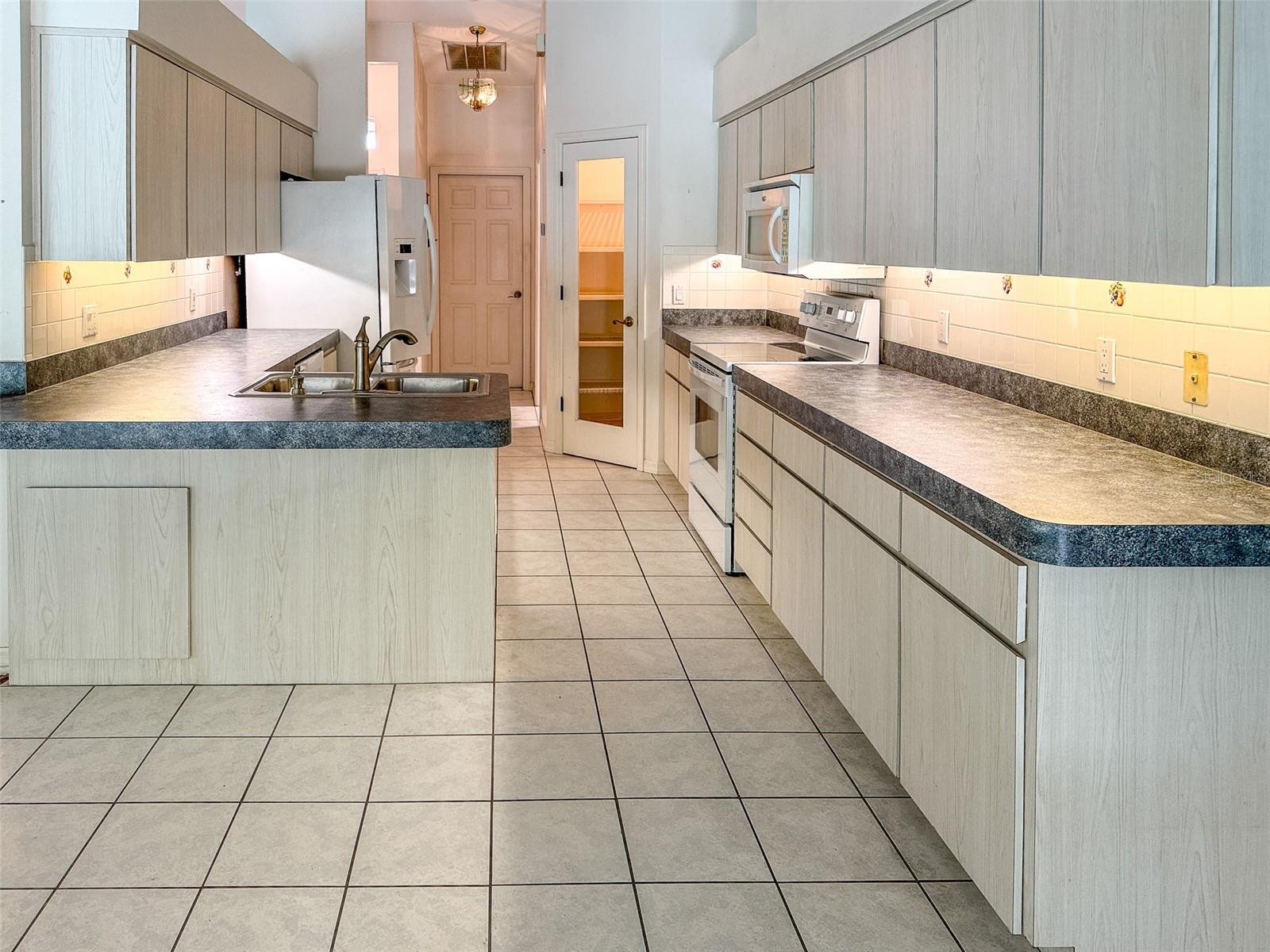 AMIDON WOODS - Residential