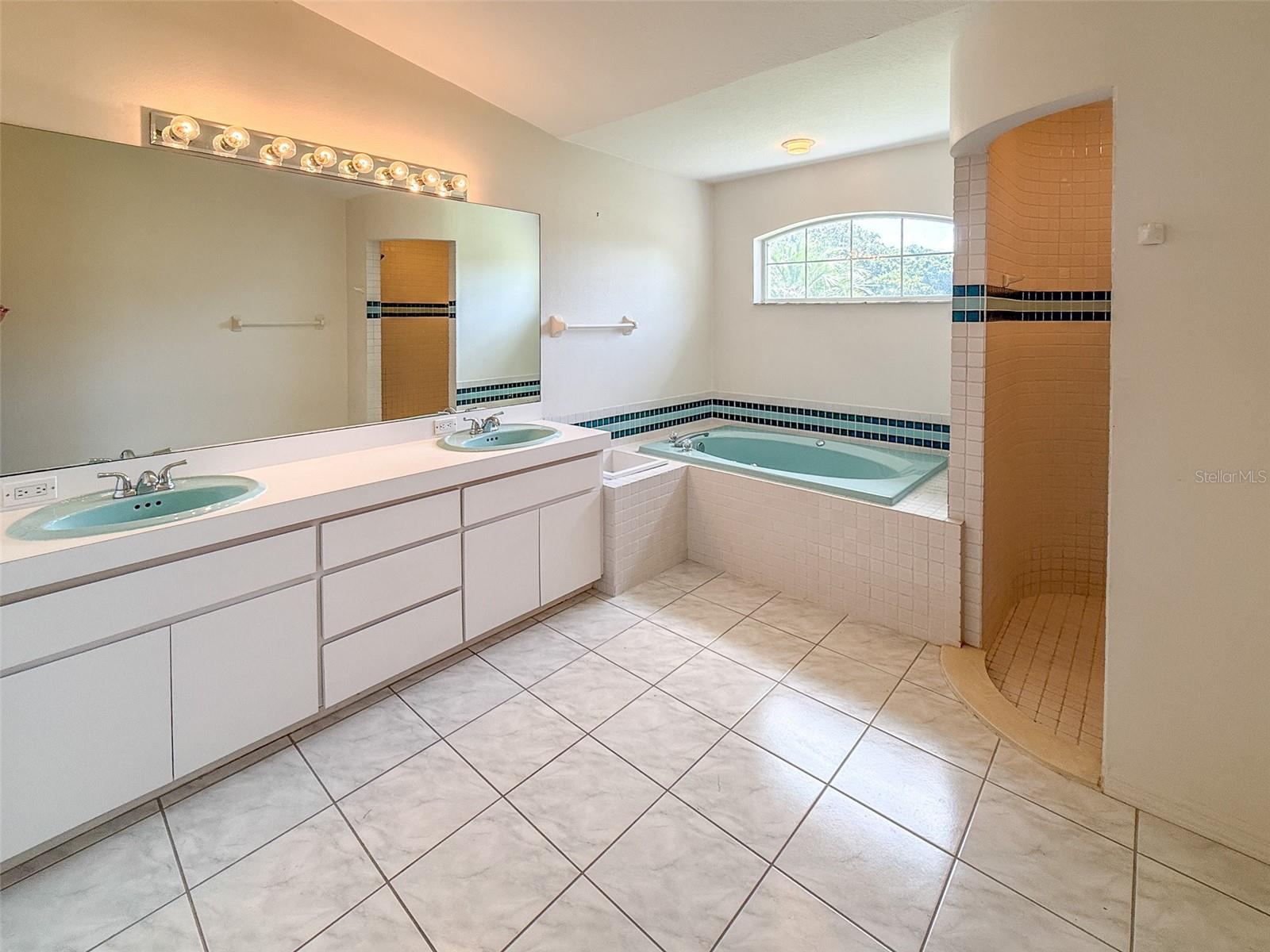 AMIDON WOODS - Residential