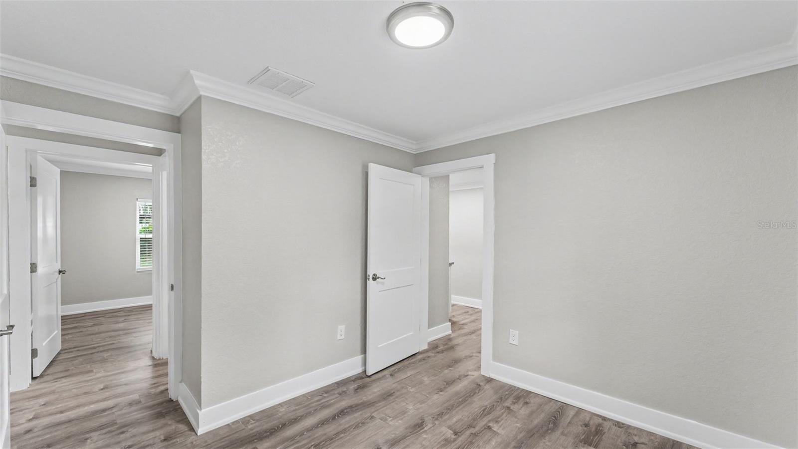 INWOOD - Residential