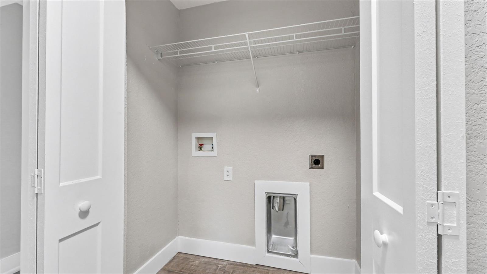 INWOOD - Residential