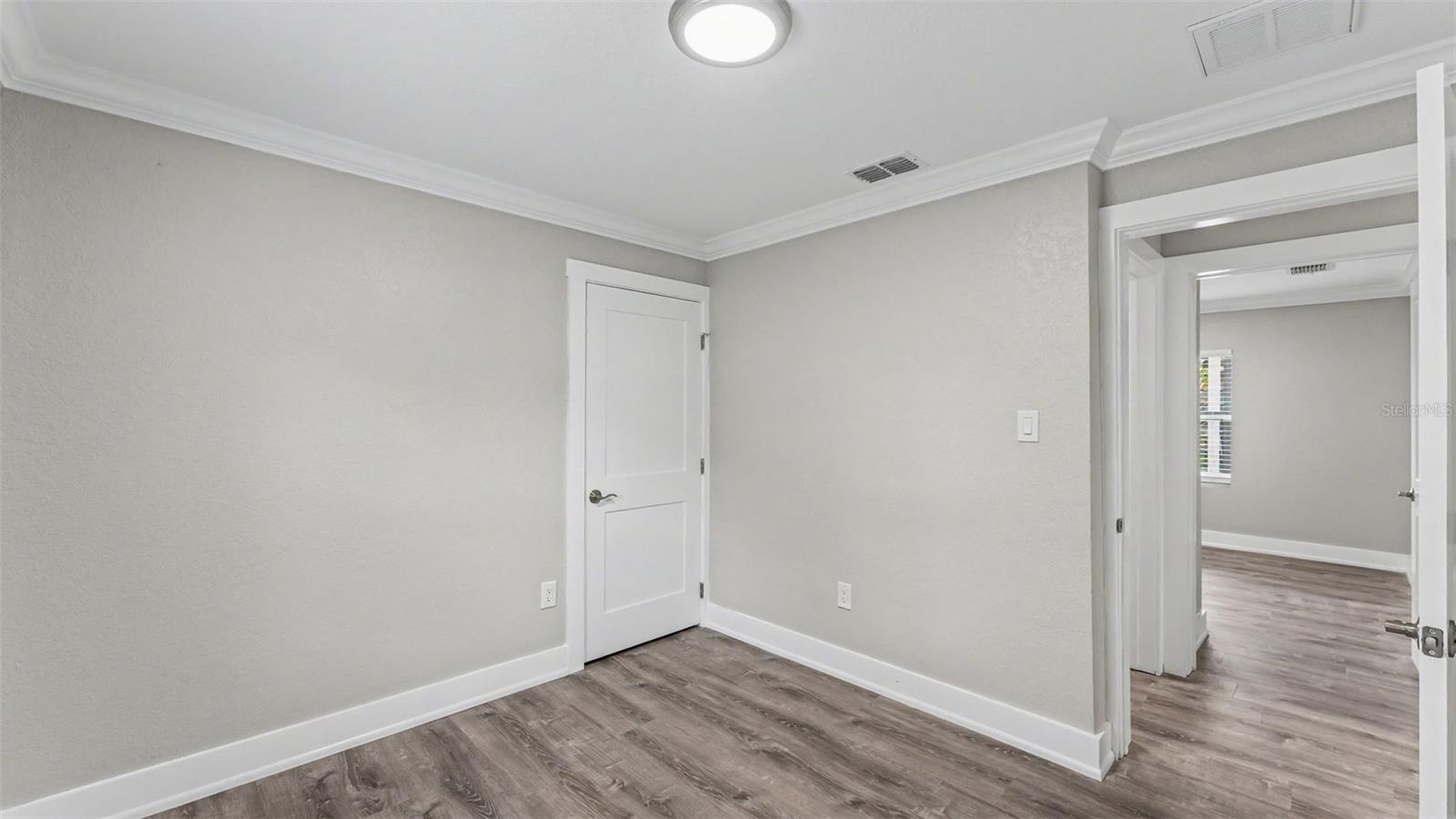 INWOOD - Residential