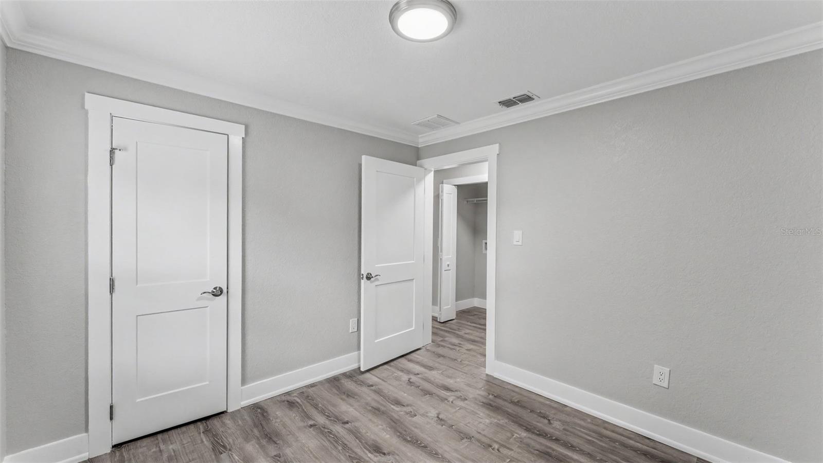 INWOOD - Residential