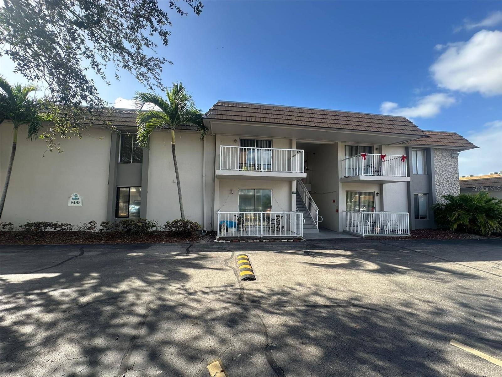 PERFECT FOR INVESTORS--- Very comfortable 1 Bed / 1 Bath unit in Green Tee Village. Community offers pool and clubhouse. Central AC, refrigerator and electric range. Each building has a laundry facility.....AC 2021... Unit will be shown only during inspection period... Please contact HOA office for more details about Lease Restrictions... Currently leased at $1,050 until 12/1/2026