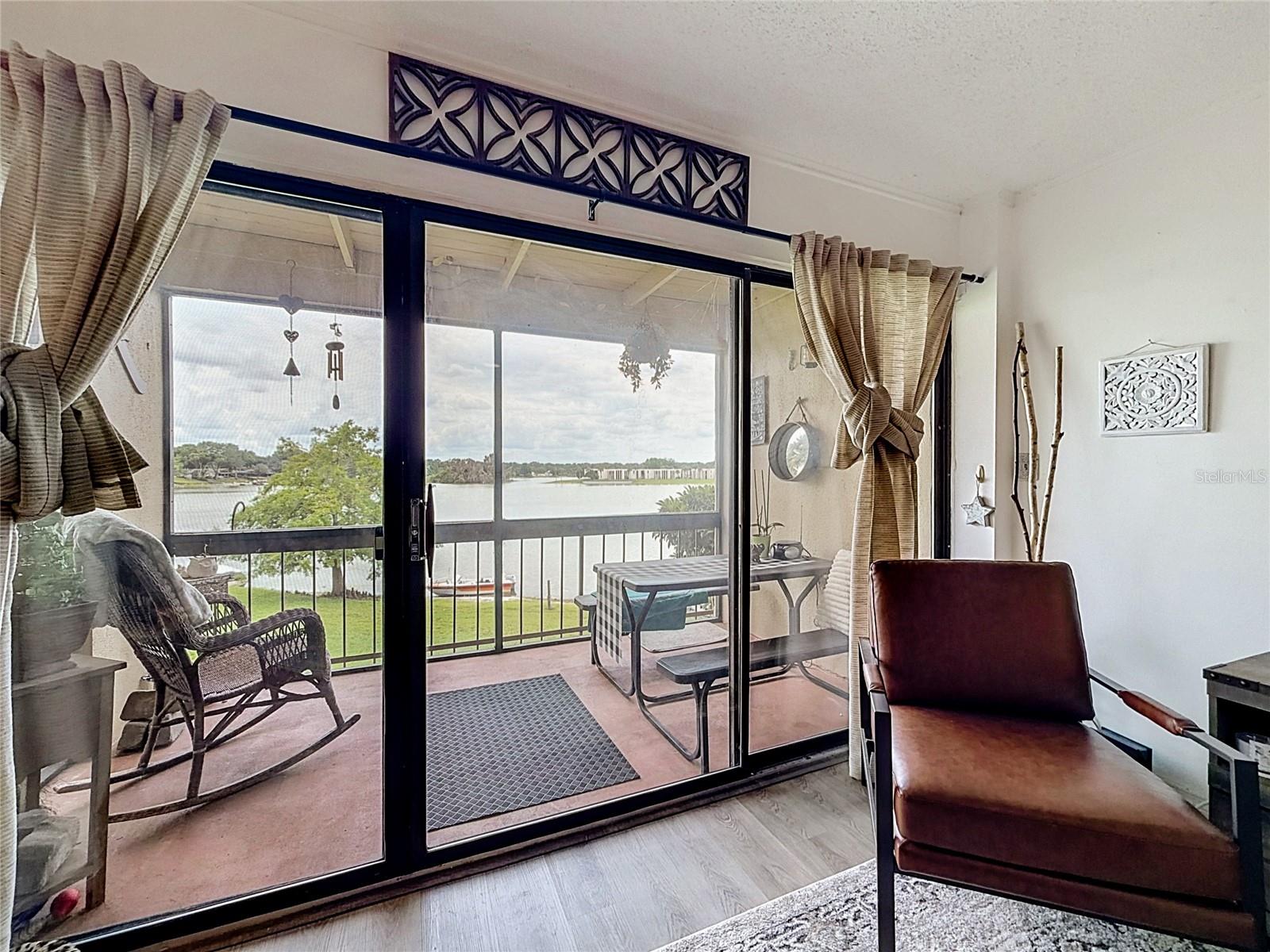 SANDY COVE - Residential