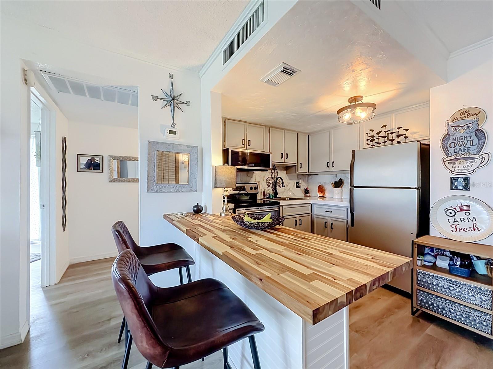 SANDY COVE - Residential