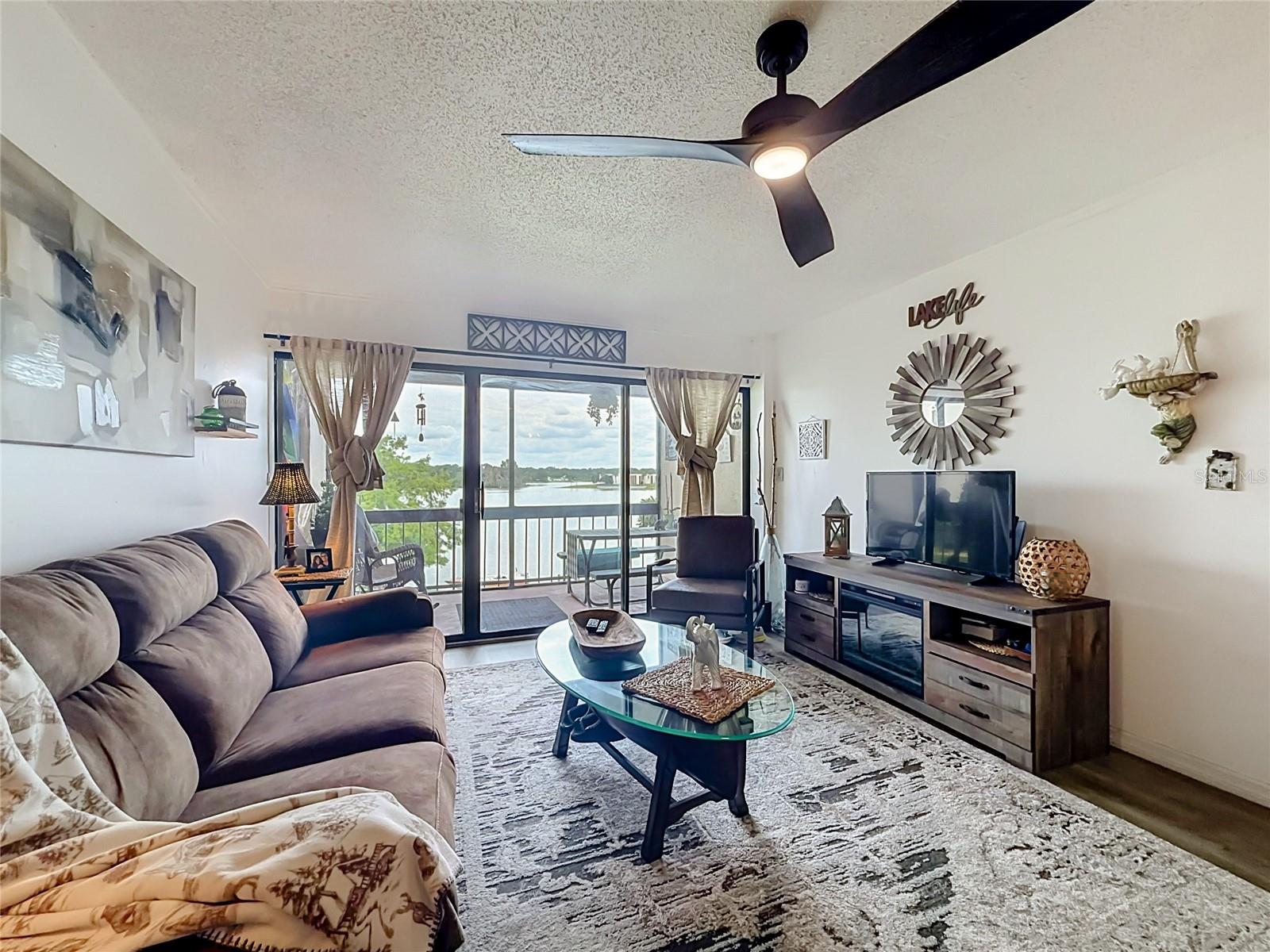 SANDY COVE - Residential