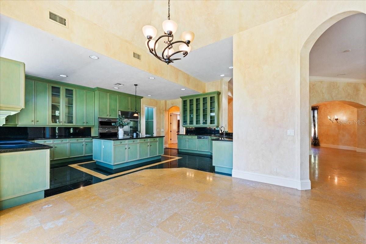 BELLA WOODS IN UNIT 32 - Residential