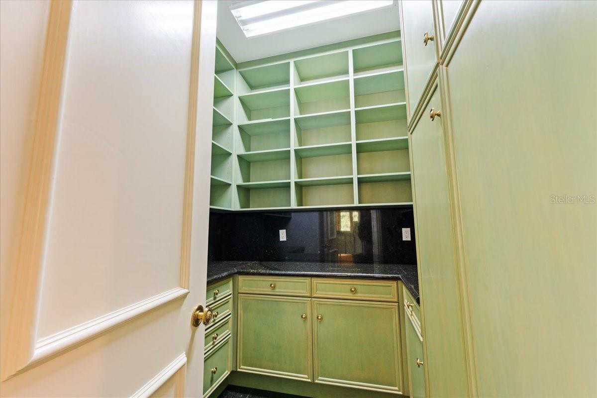 BELLA WOODS IN UNIT 32 - Residential