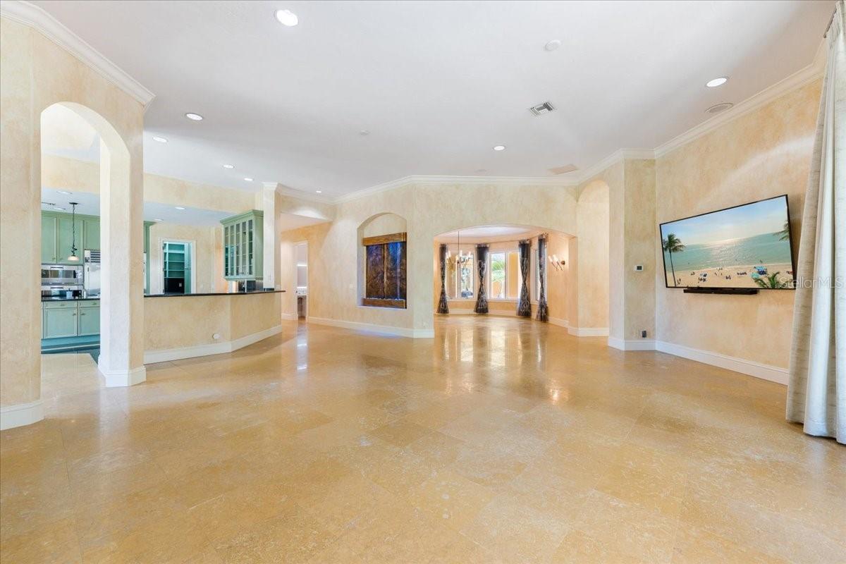 BELLA WOODS IN UNIT 32 - Residential