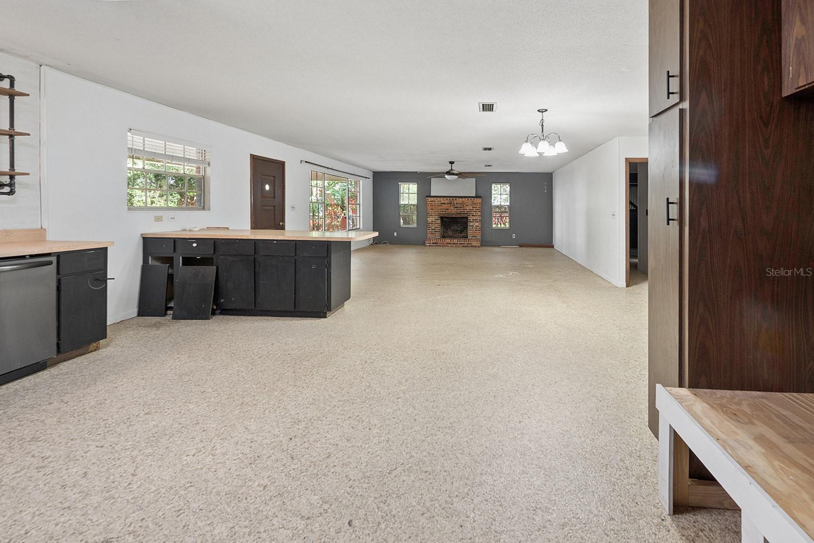 LAKE GENEVA - Residential