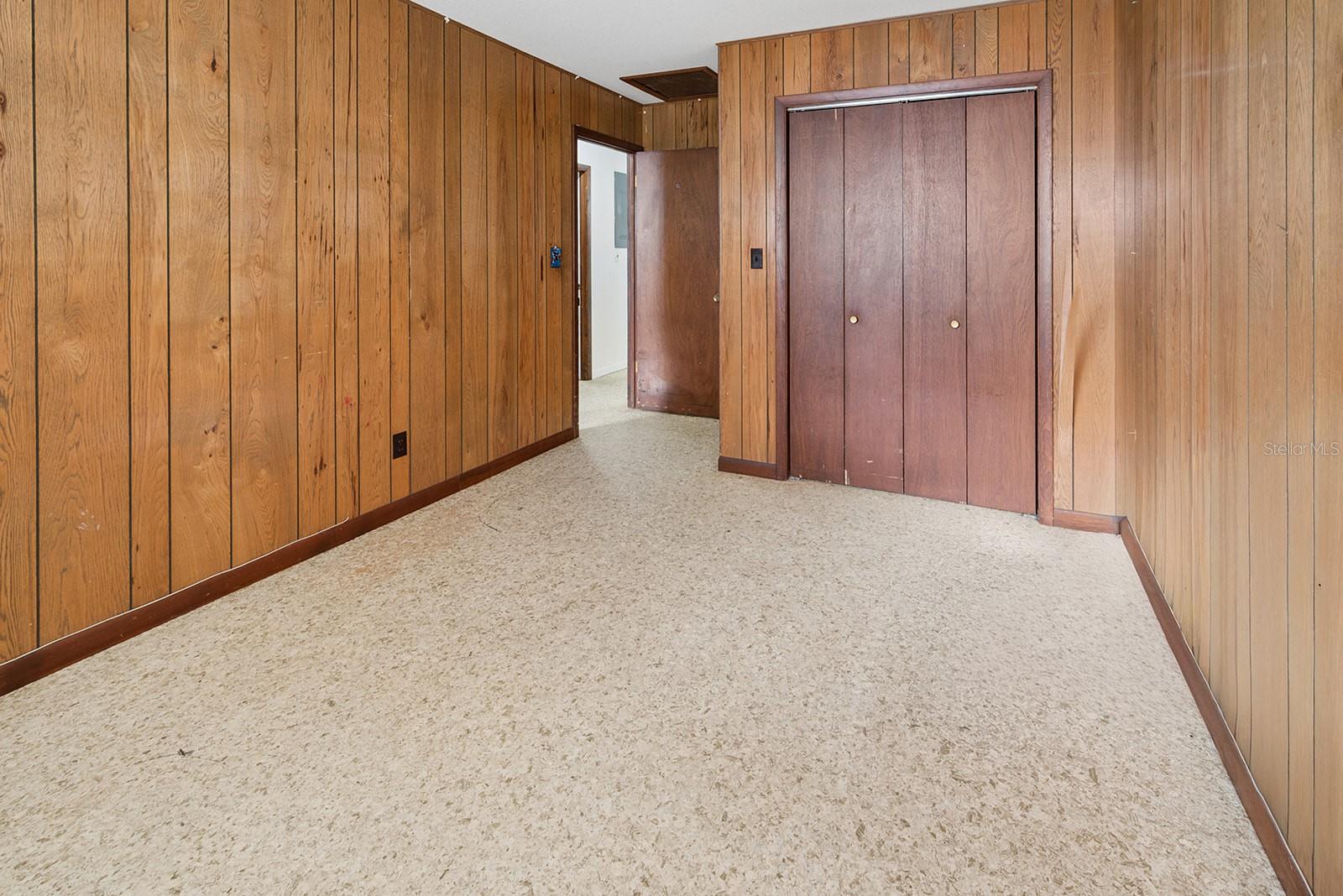 LAKE GENEVA - Residential