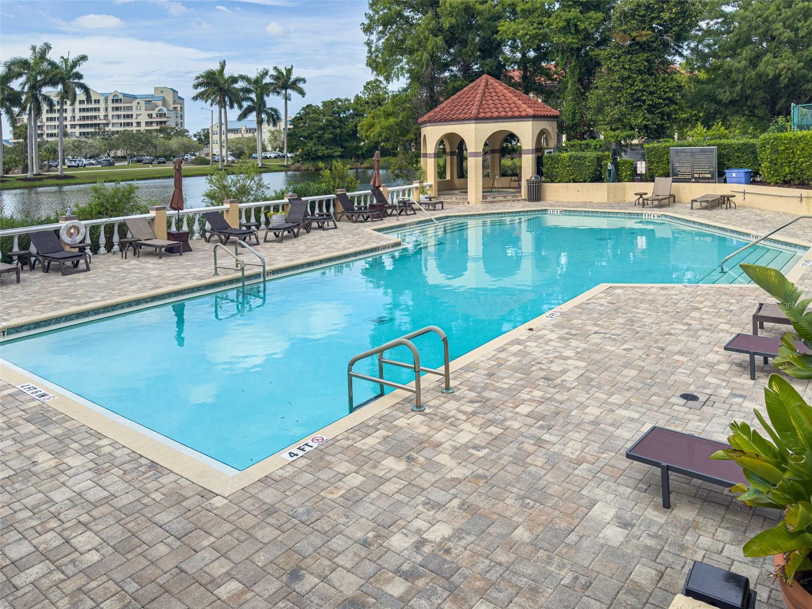 AUDUBON CONDO AT FEATHER SOUND - Residential
