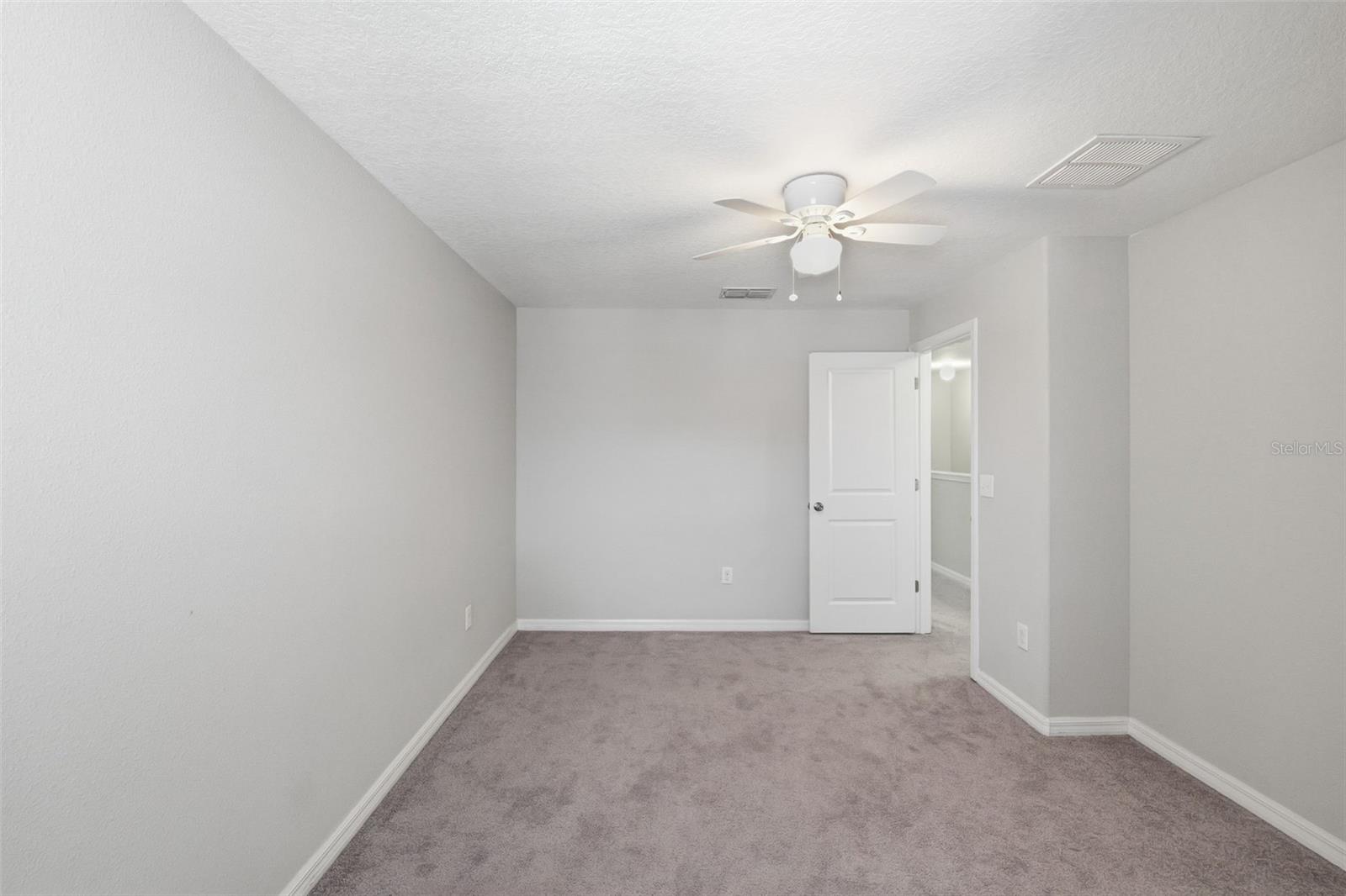 RIVERVIEW LAKES - Residential