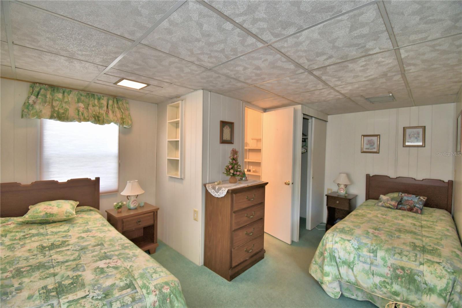 ARIANA SHORES MHP - Residential