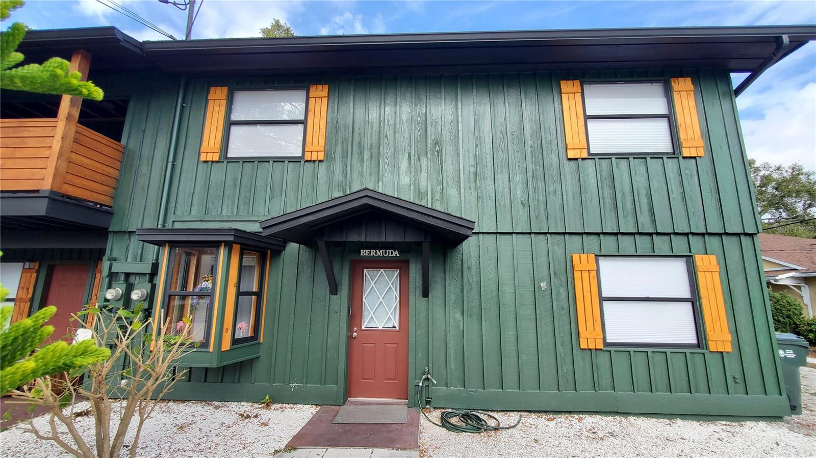YEARWOOD-WADFORD-HAMILTON ADD TO LARGO - Residential