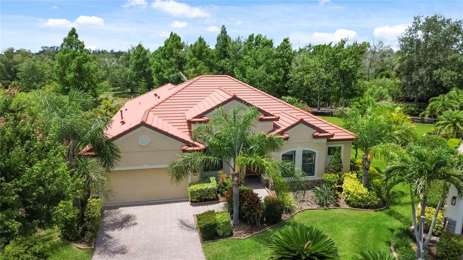 RIVA TRACE - Residential