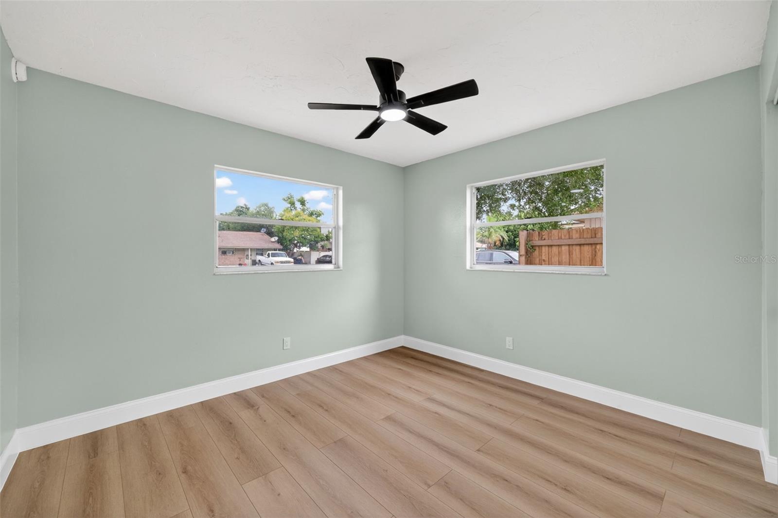 SUNNY LAKES ESTATES - Residential