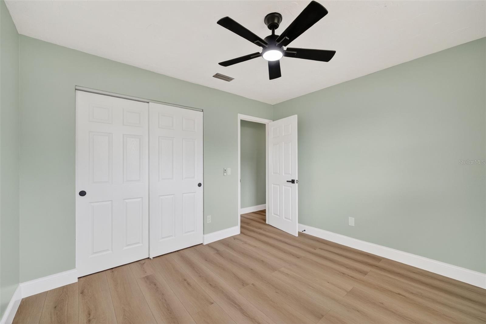 SUNNY LAKES ESTATES - Residential