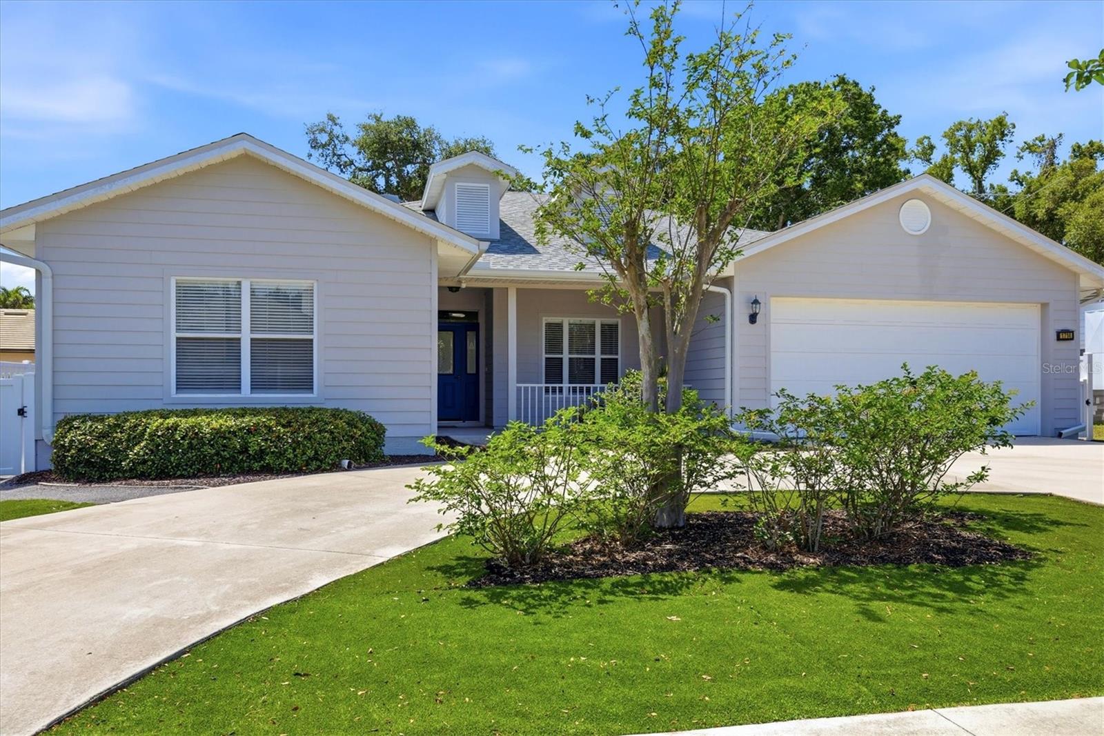 HUDSON BAYOU - Residential