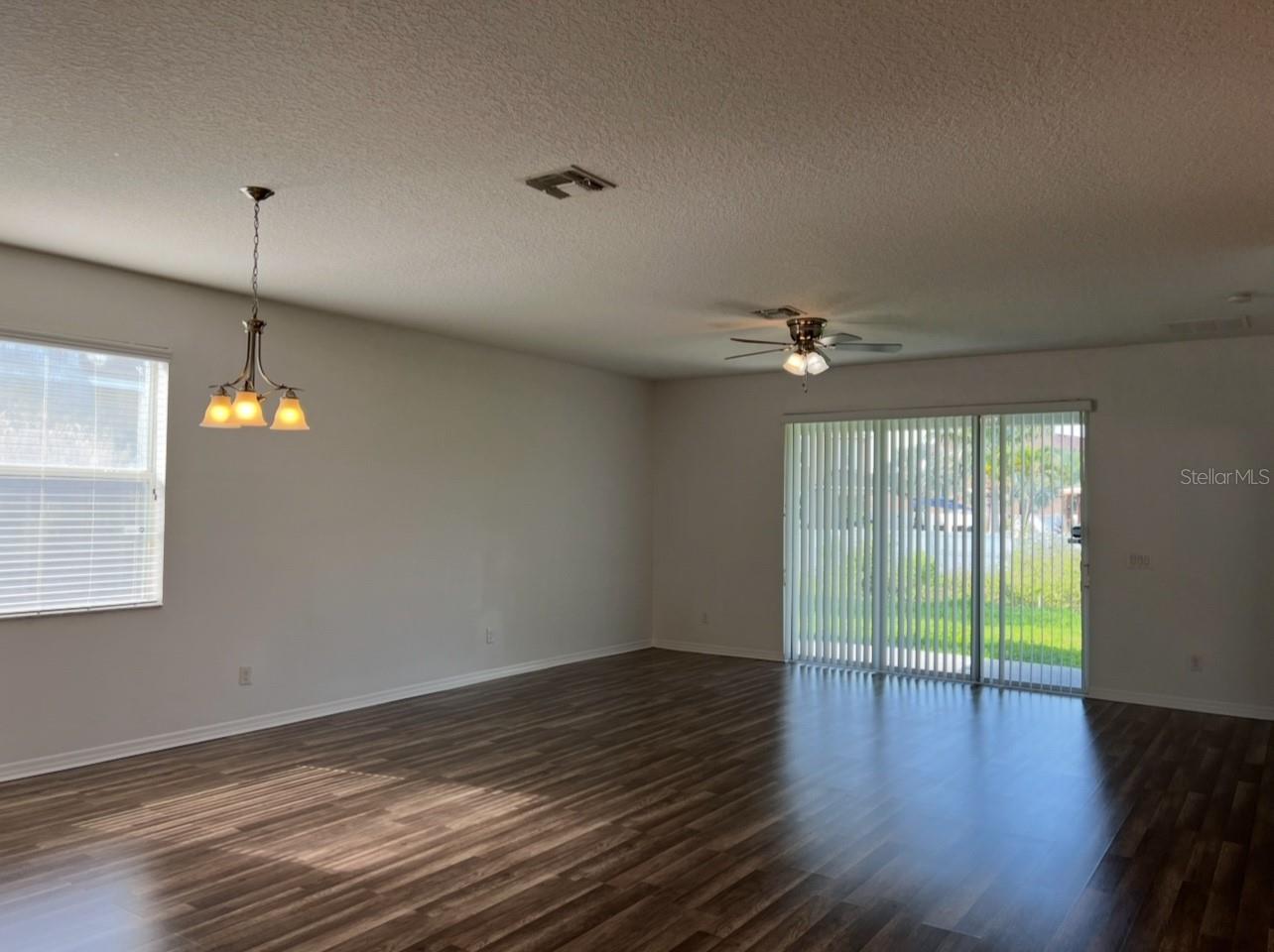 WYNDHAM LAKES ESTATES - Residential