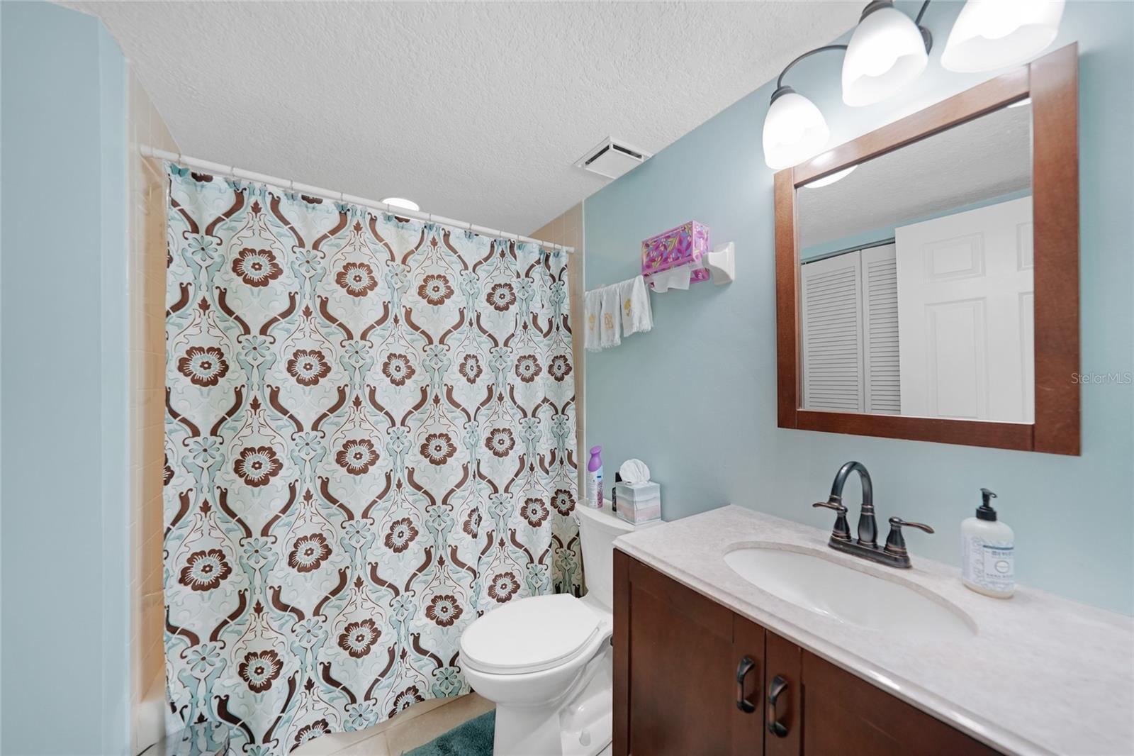 SEA ISLES CONDO - Residential Lease