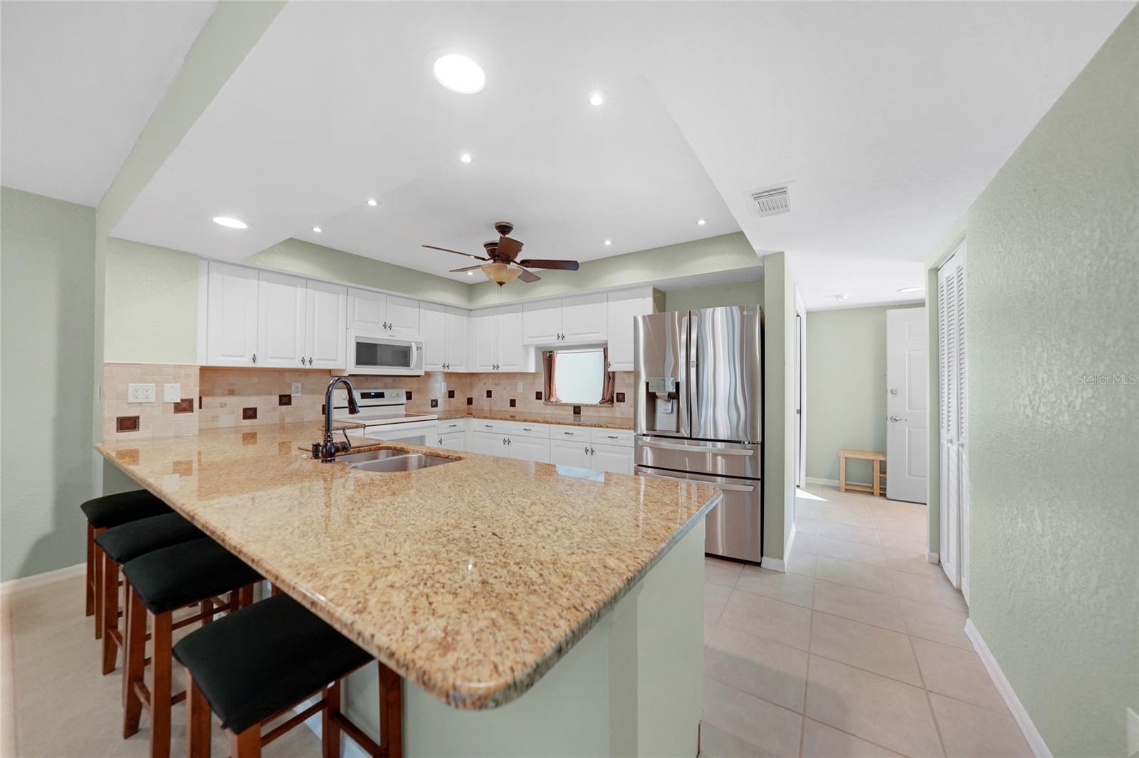 SEA ISLES CONDO - Residential Lease