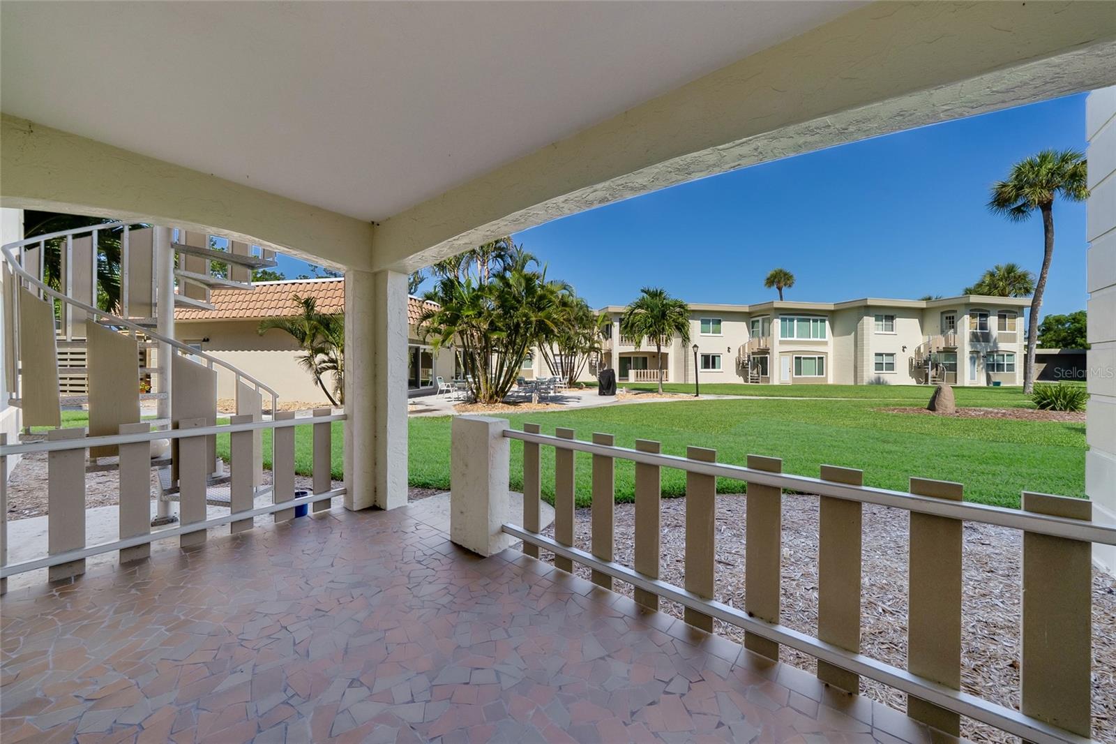 SHELL POINT UNIT IV - Residential