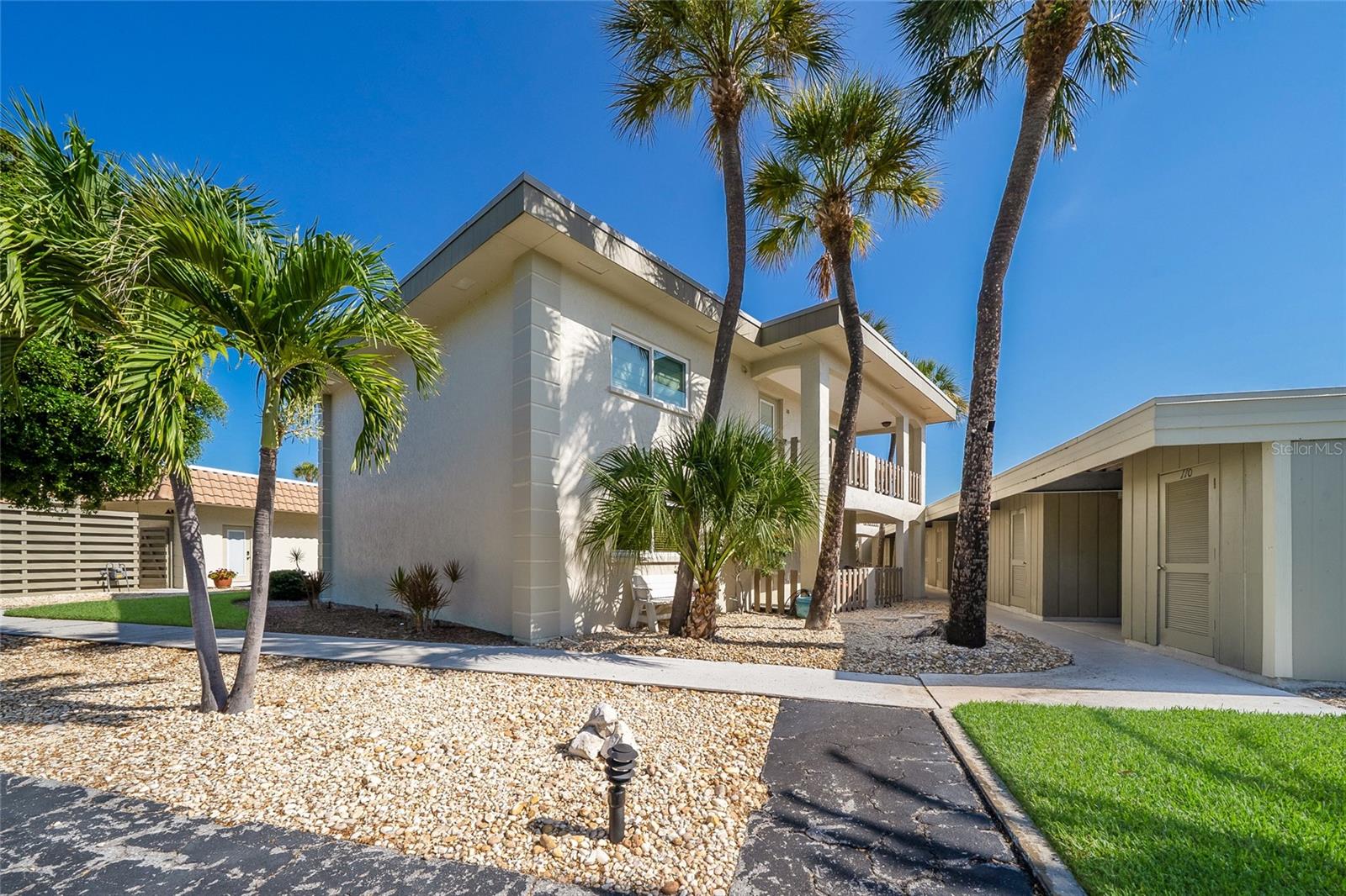 SHELL POINT UNIT IV - Residential