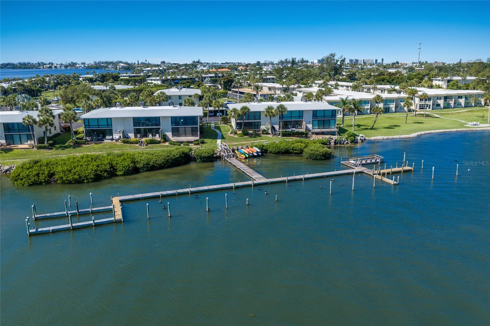 SHELL POINT UNIT IV - Residential