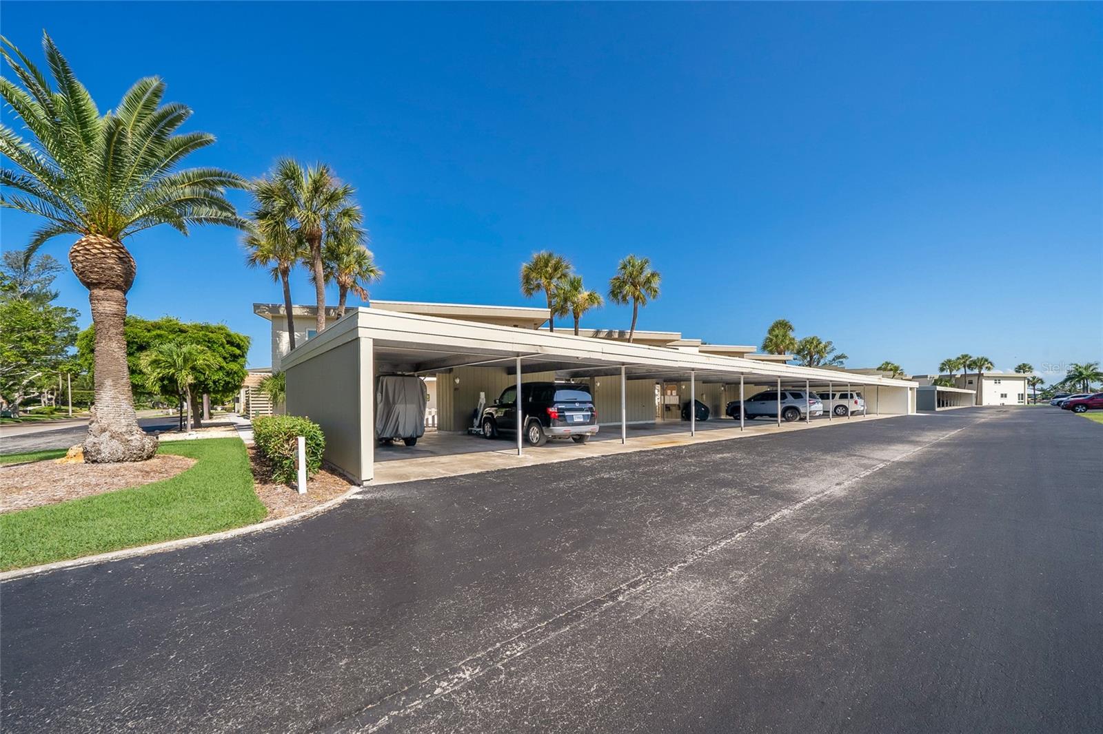 SHELL POINT UNIT IV - Residential