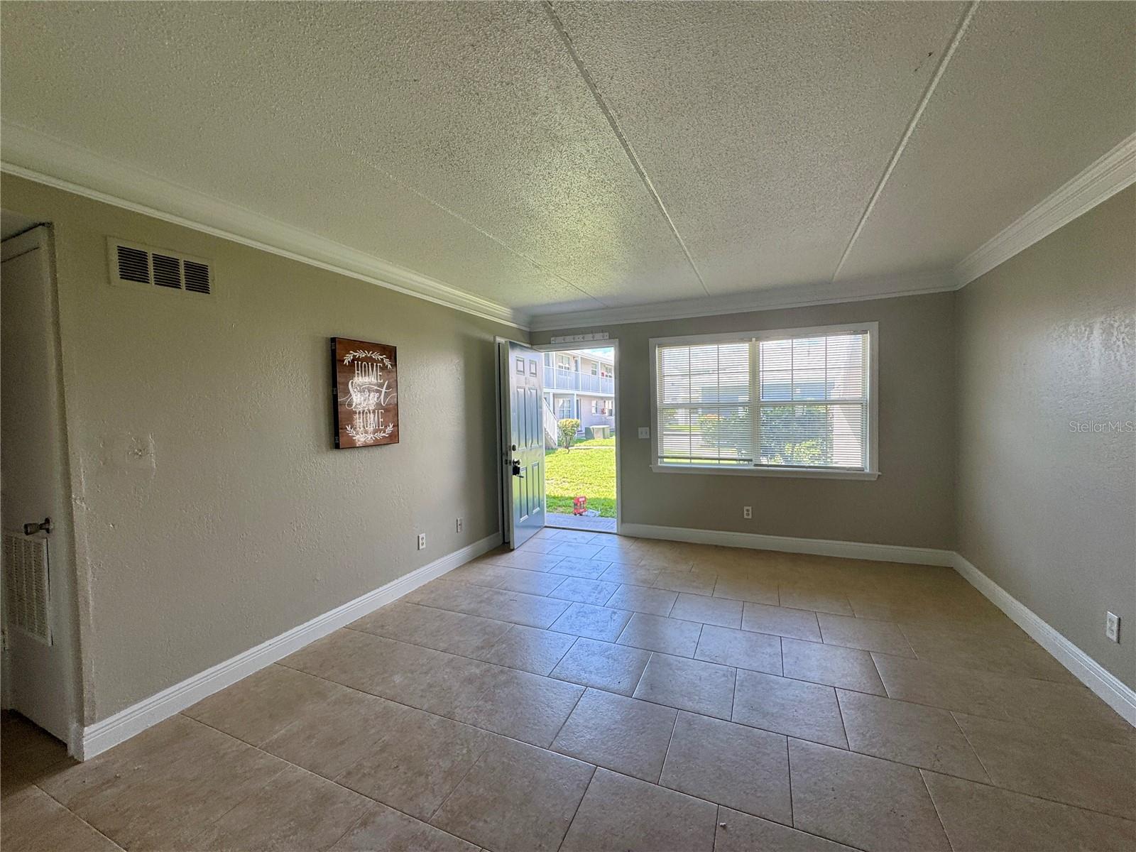 MOUNT DORA MOUNT DORA COMMONS CONDO - Residential