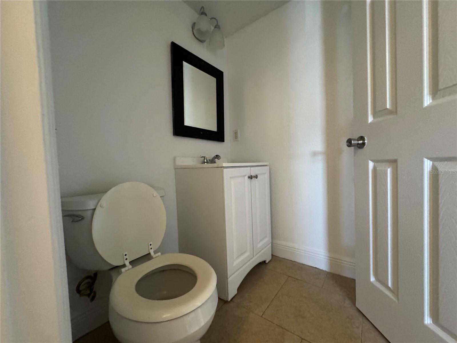 MOUNT DORA MOUNT DORA COMMONS CONDO - Residential