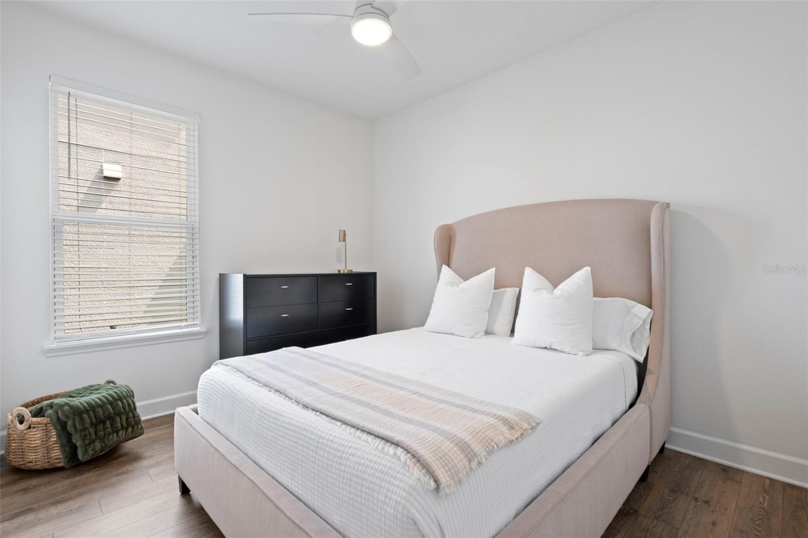 MEADOWS AT HAWKS CREST - Residential