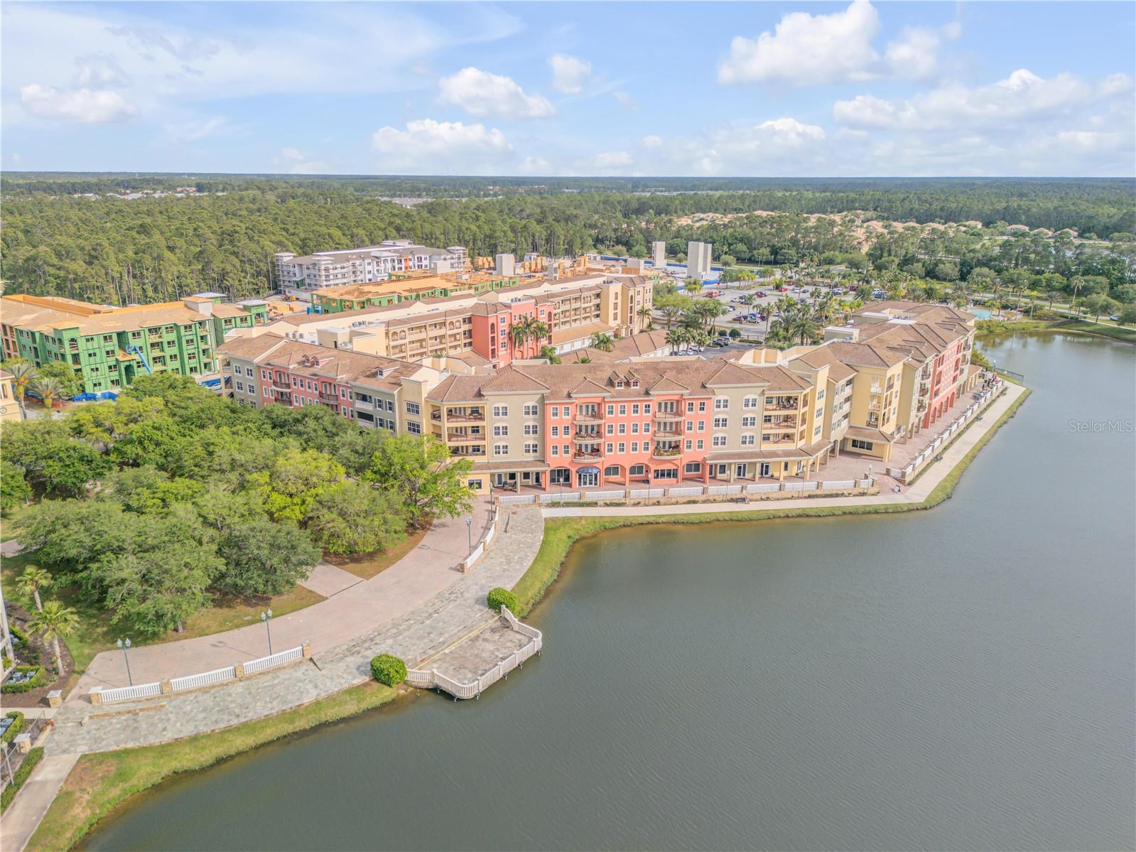 TUSCANY SQUARE 01 CONDO - Residential
